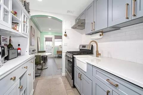 2241 Palmer Ave #1R, New Rochelle, NY 10801