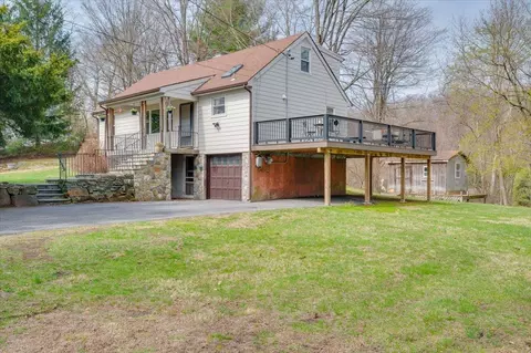 403 Saw Mill River Rd, New Castle, NY 10546