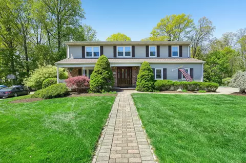 49 Minuteman Cir, Orangetown, NY 10962
