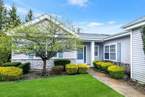 569 Mirror Pond Ct #569, Moriches, NY 11955