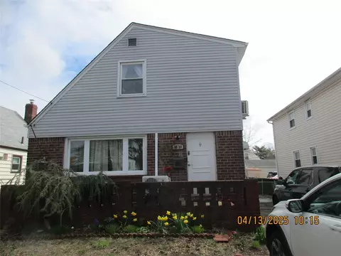 80-59 268 St, Glen Oaks, NY 11004