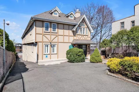 72-35 Metropolitan Ave #BD, Middle Village, NY 11379