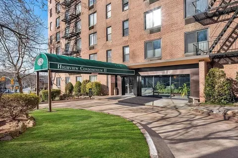 850 Howard Ave #3J, Staten Island, NY 10301