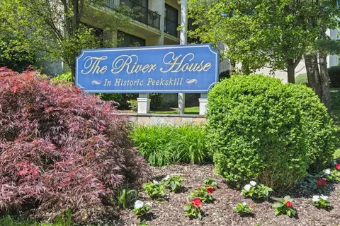 150 Overlook Ave #8V, Peekskill, NY 10566