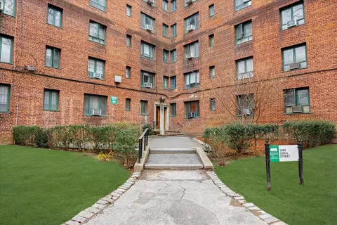 1585 Odell St #7H, New York, NY 10462