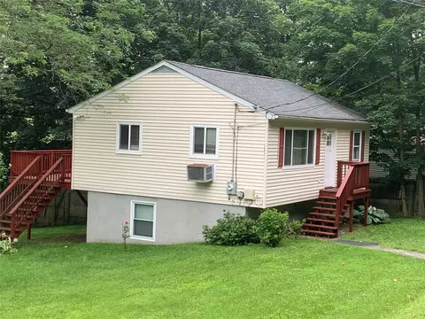 21 Rockwood Rd, Kent, NY 10512