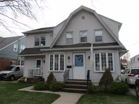 26 Chestnut Ave, Floral Park, NY 11001