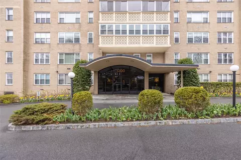 1200 Midland Ave #9C, Bronxville, NY 10708