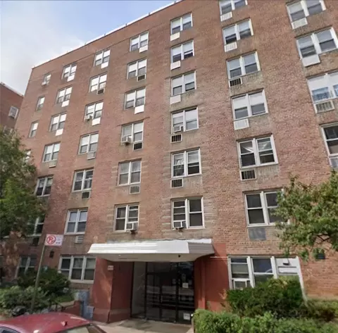 140-65 Beech Ave #3C, Flushing, NY 11355