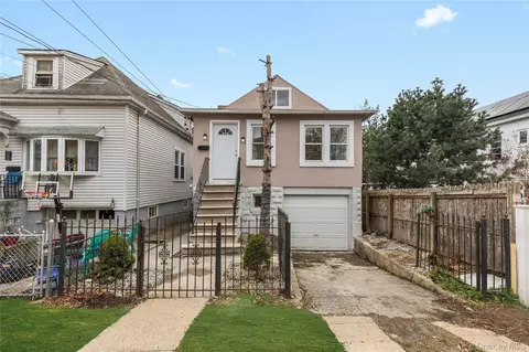 425 Quincy Ave, New York, NY 10465
