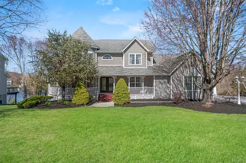 157 Creamery Pond Rd, Chester, NY 10918