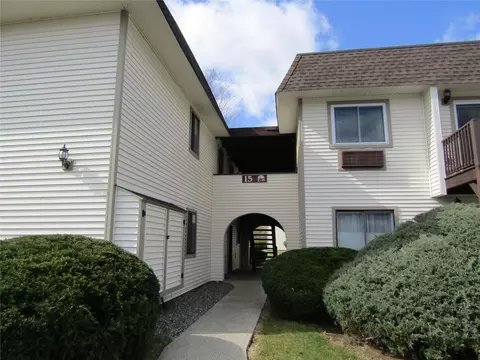 15 Club House Dr #2G, Fishkill, NY 12524