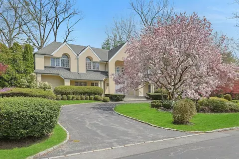 2 Sherbrooke Park, Purchase, NY 10577