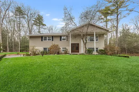 716 Stone Ln, West Hurley, NY 12491