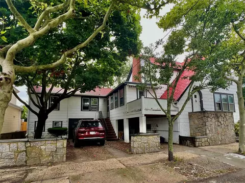 75-77 Garden City Ave, Point Lookout, NY 11569