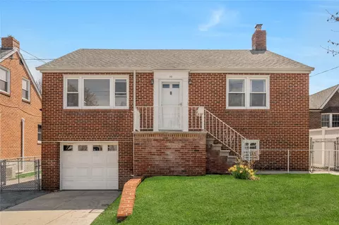 92 Earley St, New York, NY 10464