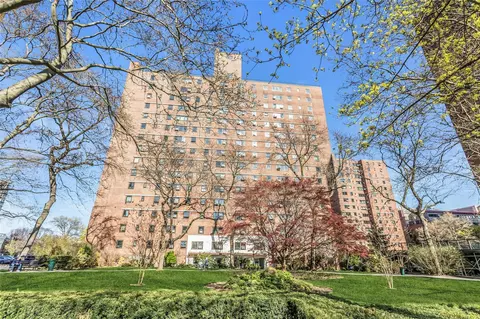 195 Adams St #8D, Brooklyn, NY 11201