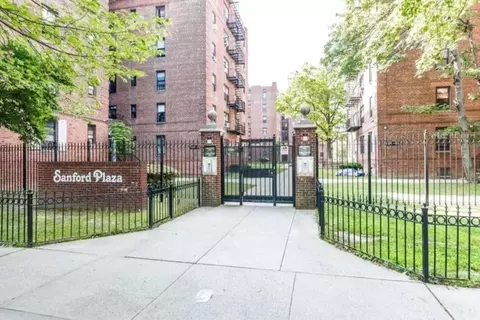 144-58 Sanford Ave #50, New York, NY 11355