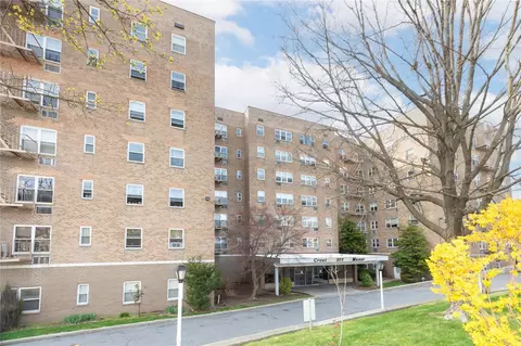 377 N Broadway #415, Yonkers, NY 10701