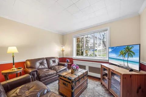 54 Nathan Hale Dr #47A, Huntington, NY 11743