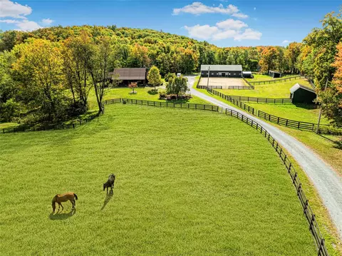 63 Foster Rd, Wallkill, NY 10941