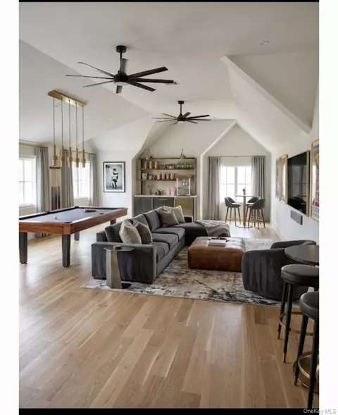 Other - 2 E Gate Rd, Huntington, NY 11743 photo 11 of 12