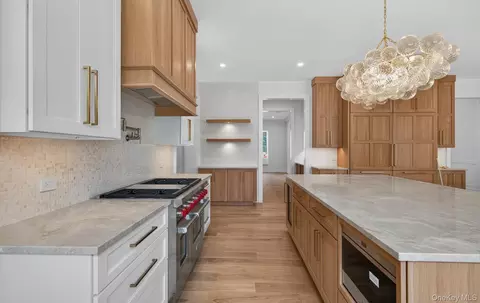 Kitchen - 2 E Gate Rd, Huntington, NY 11743 photo 3 of 5