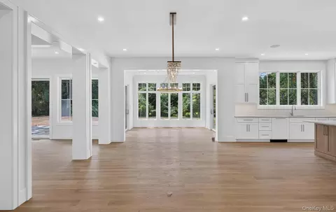Living - 2 E Gate Rd, Huntington, NY 11743 photo 6 of 7