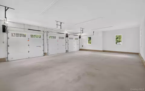 Other - 2 E Gate Rd, Huntington, NY 11743 photo 8 of 12