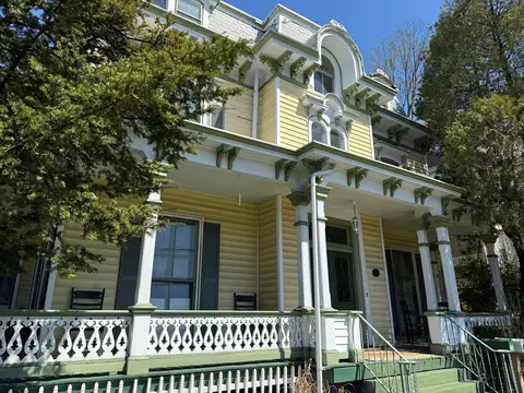 Exterior - 1204 Main St, Peekskill, NY 10566 photo 4 of 15