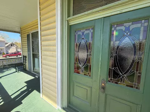 Exterior - 1204 Main St, Peekskill, NY 10566 photo 9 of 15