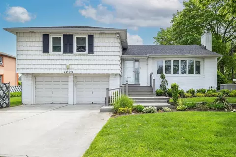 1749 Union Ave, Hewlett, NY 11557