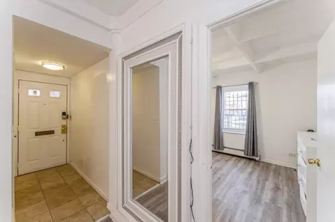 149-32 Union Tpke #24D, Briarwood, NY 11435