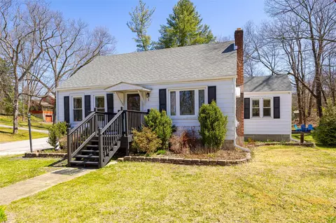 1 Kennedy Rd, Poughkeepsie, NY 12601