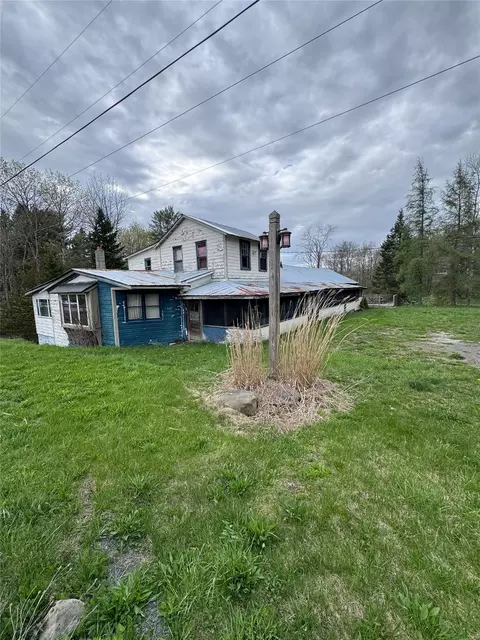 243 Lake Rd, Berne, NY 12023