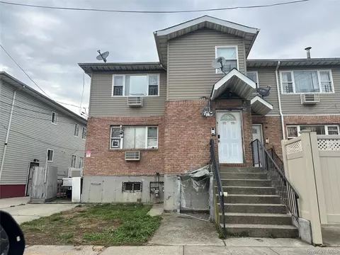 2206 Regina Ave, Far Rockaway, NY 11691