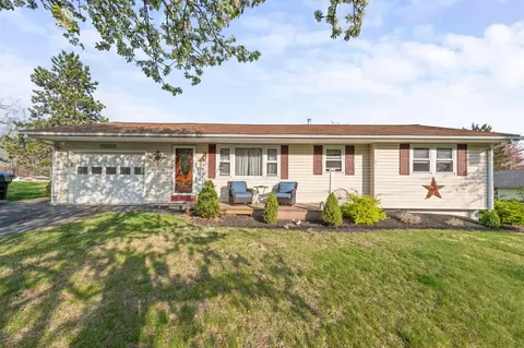 4 Wood Rd, Chester, NY 10918