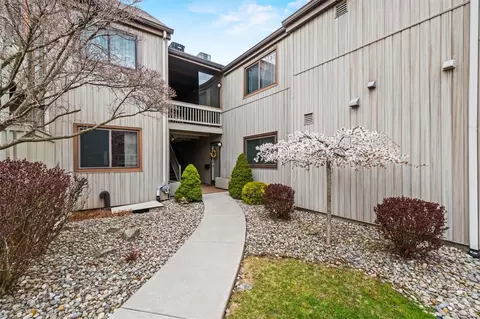 110 Sycamore Dr, Middletown, NY 10940