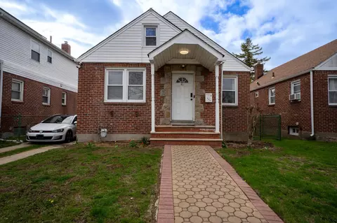 69 Sterling Rd, Elmont, NY 11003