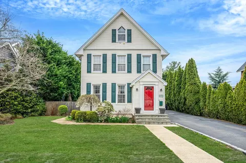 83 Carman Ave, Woodmere, NY 11598
