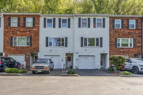 74 Foltim Way, Clarkstown, NY 10920