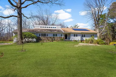 1030 Old White Plains Rd, Mamaroneck, NY 10543
