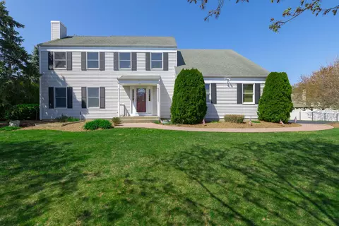 96 Tallmadge Trl, Miller Place, NY 11764