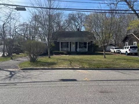 62-66 70 Hill St, Patchogue, NY 11772 photo 1