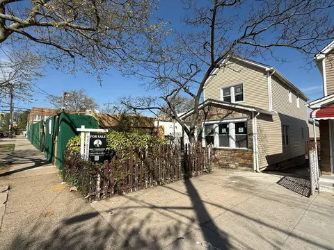 11911 Linden Blvd, New York, NY 11420