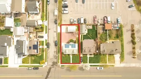 128 Union St, North Hempstead, NY 11501