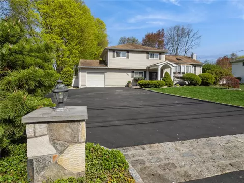 158 Bradhurst Ave, Mount Pleasant, NY 10532