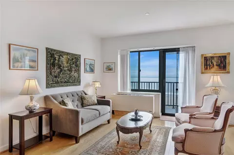 136 Beach 117th St #6K, New York, NY 11694