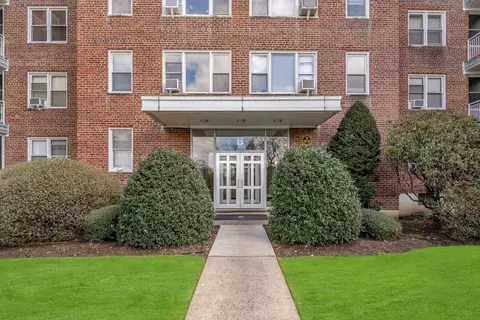 1255 North Ave #B-4L, New Rochelle, NY 10804
