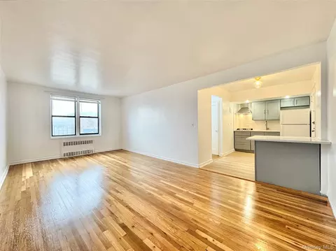 84-19 51st Ave #4E, New York, NY 11373